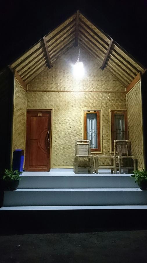 Aryasuta Bungalow Tetebatu Kültér fotó